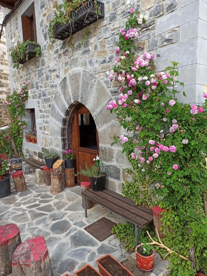 Casa Rural Elurkoia Isaba Exteriér fotografie