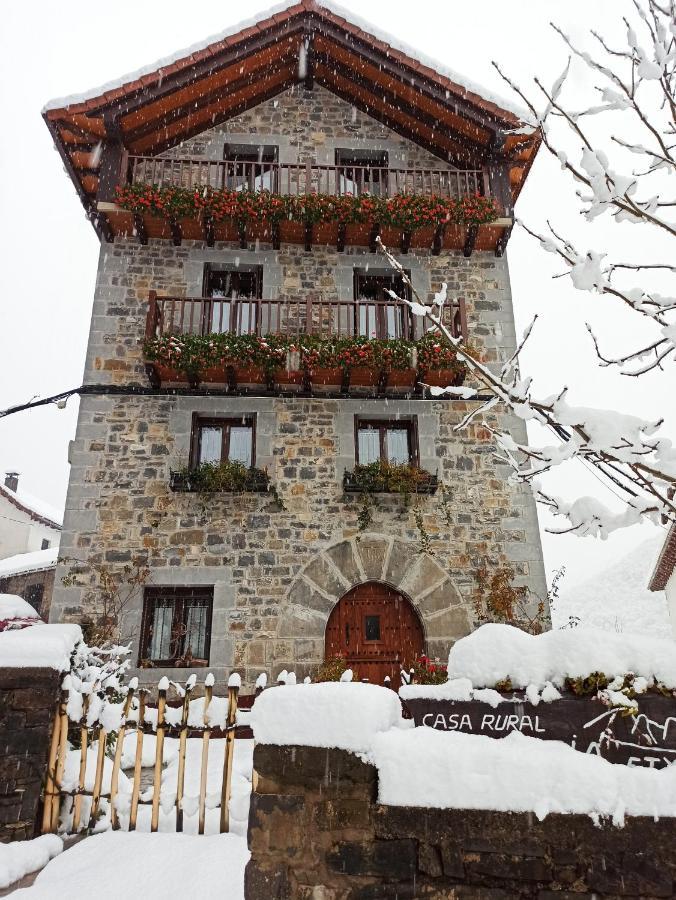 Casa Rural Elurkoia Isaba Exteriér fotografie